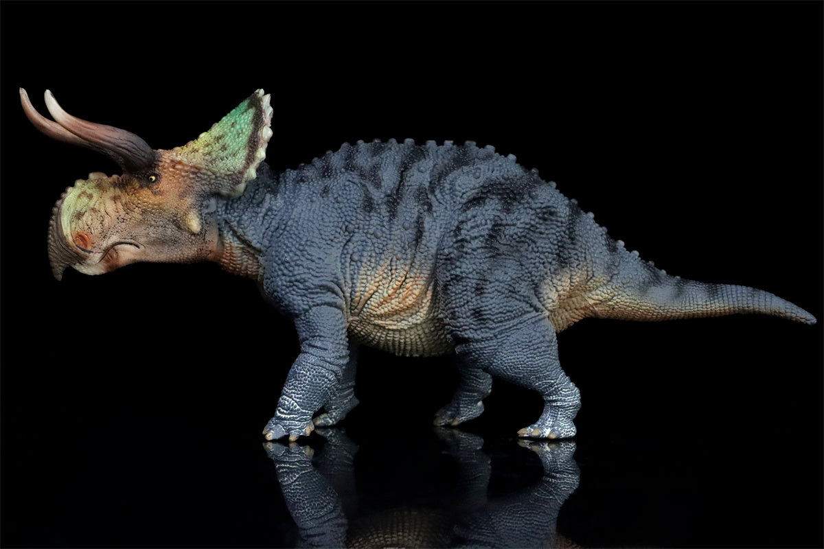 GRTOYS 1:35 Scale Nasutoceratops titusi Model