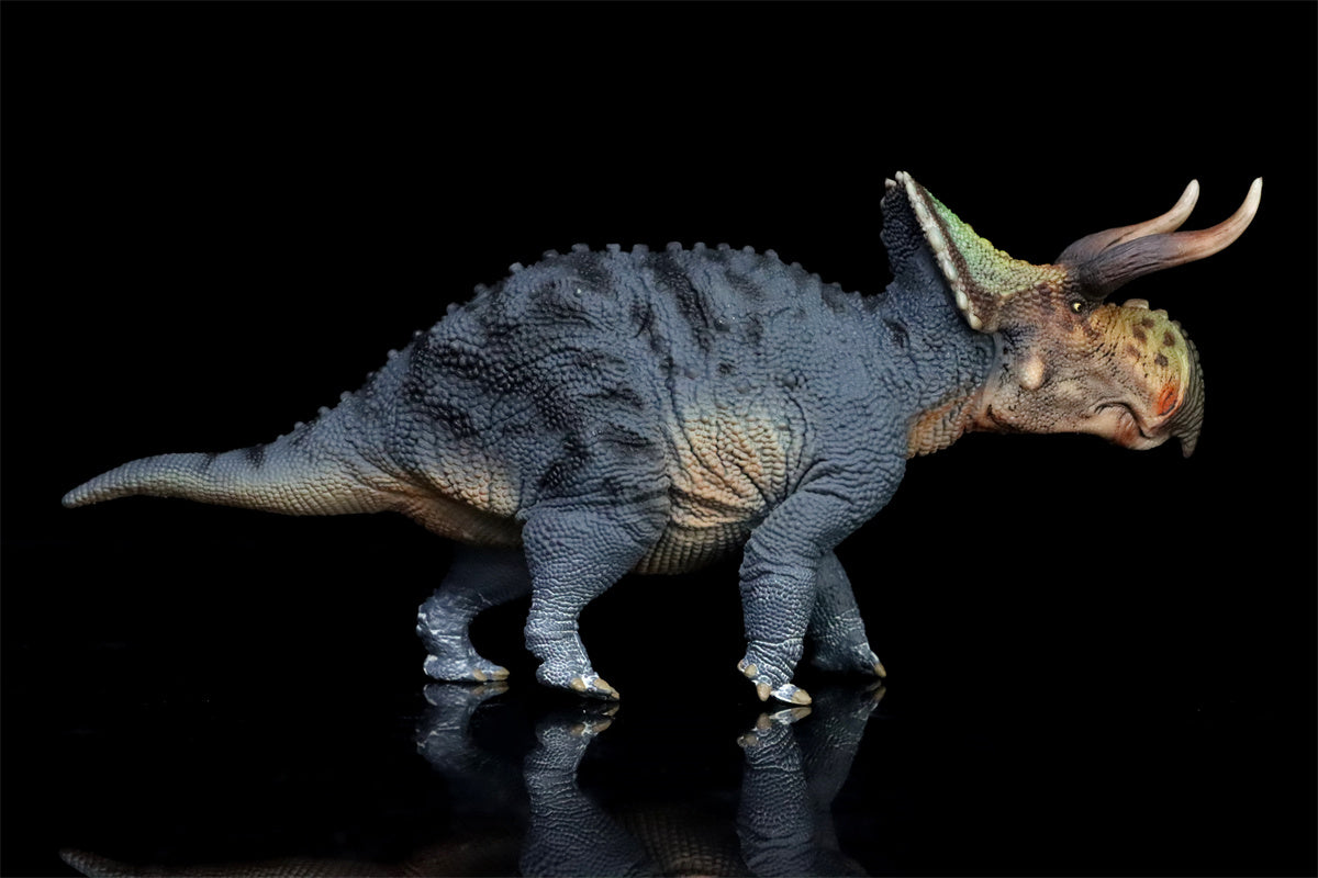 GRTOYS 1:35 Scale Nasutoceratops titusi Model