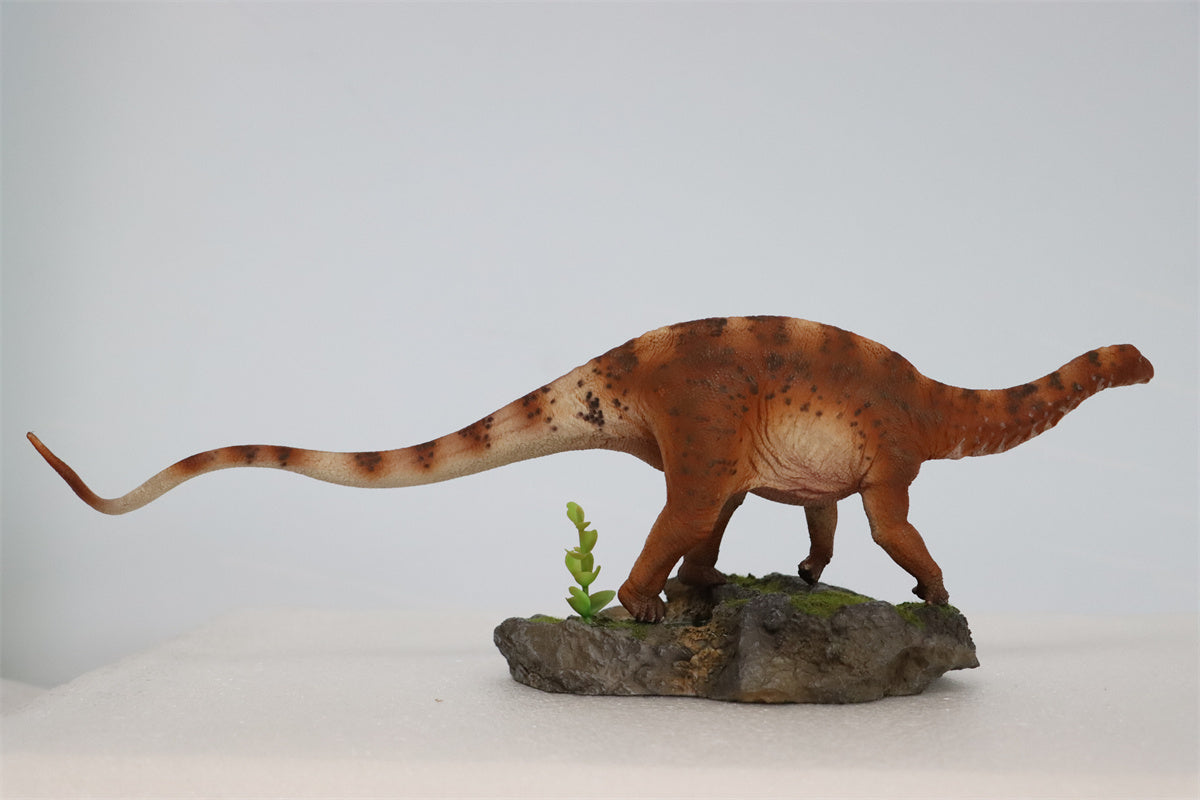 HAOLONGGOOD 1:35 Scale Dicraeosaurus Model