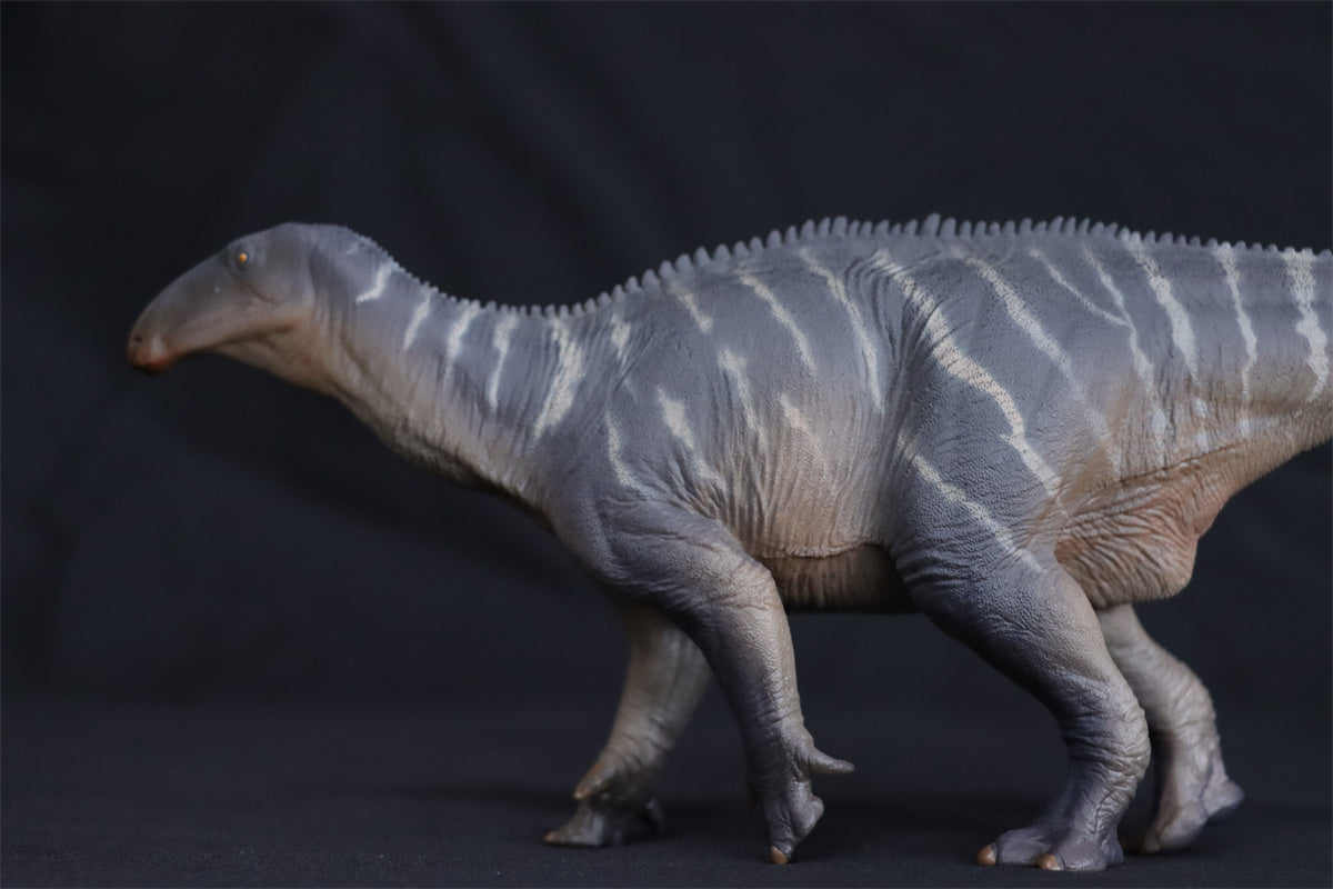 PNSO 1/35 Iguanodon Harvey Model