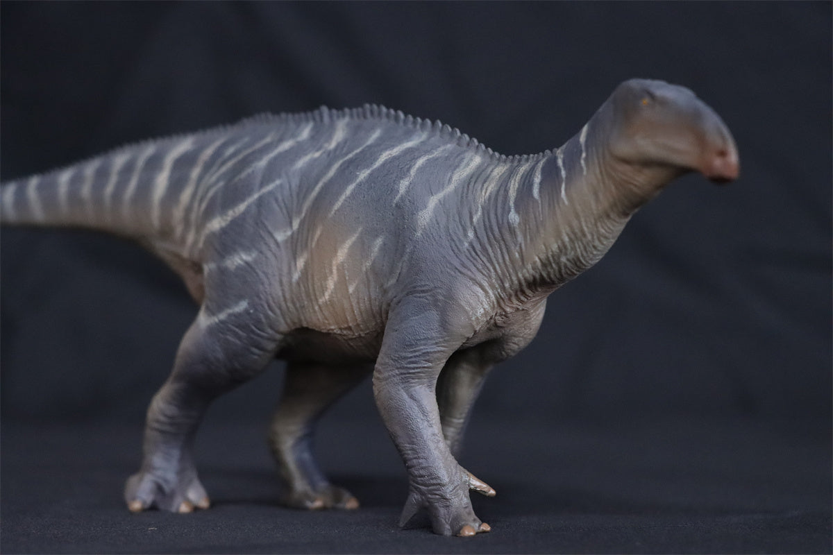 PNSO 1/35 Iguanodon Harvey Model