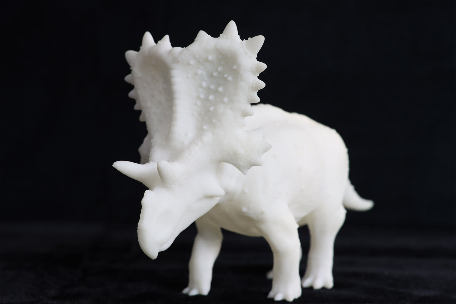 Mercuriceratops Statue