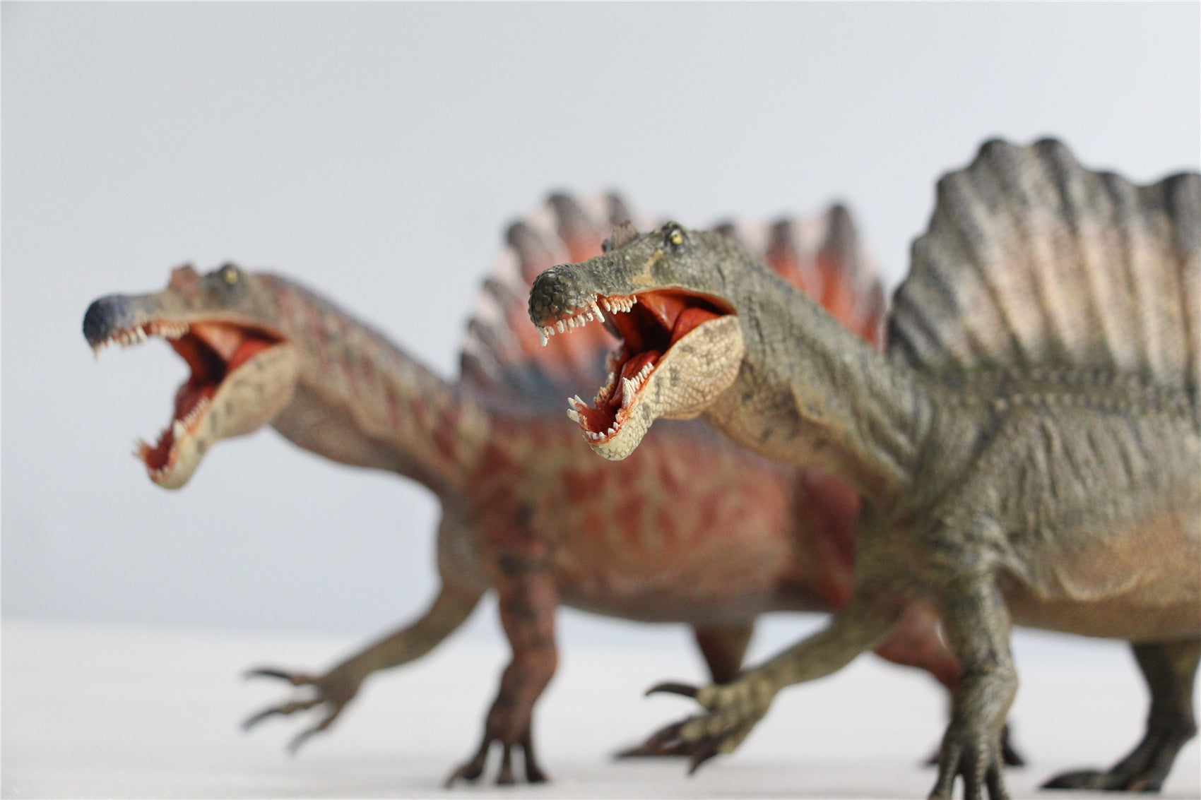 GR x LongGu 1/35 Scientific Spinosaurus Model