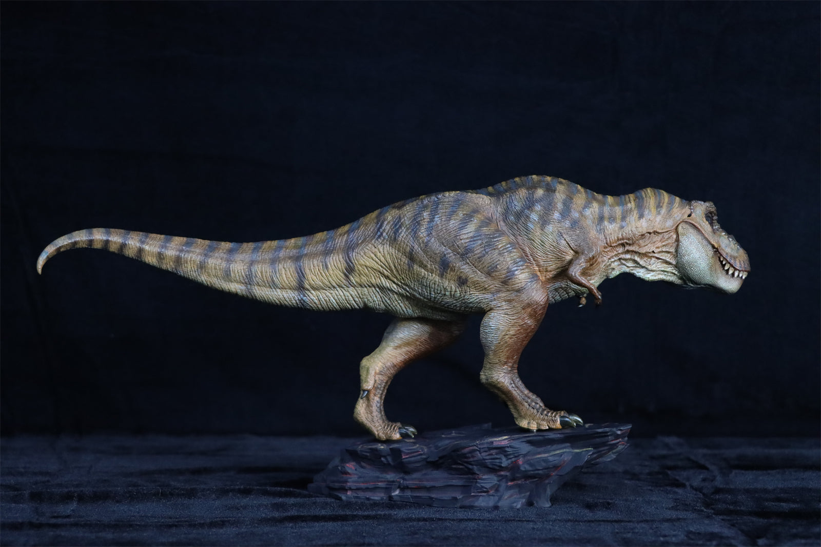 Nanmu T Rex The Once and Future King Figure