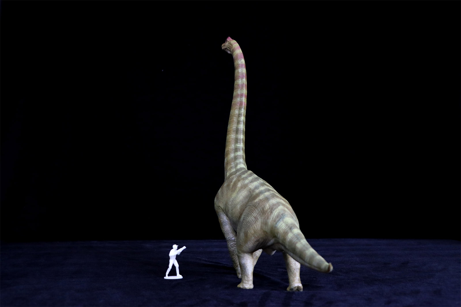 Nanmu Studio Brachiosaurus Watchmen Figure