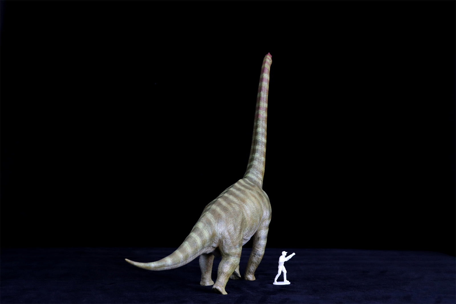 Nanmu Studio Brachiosaurus Watchmen Figure