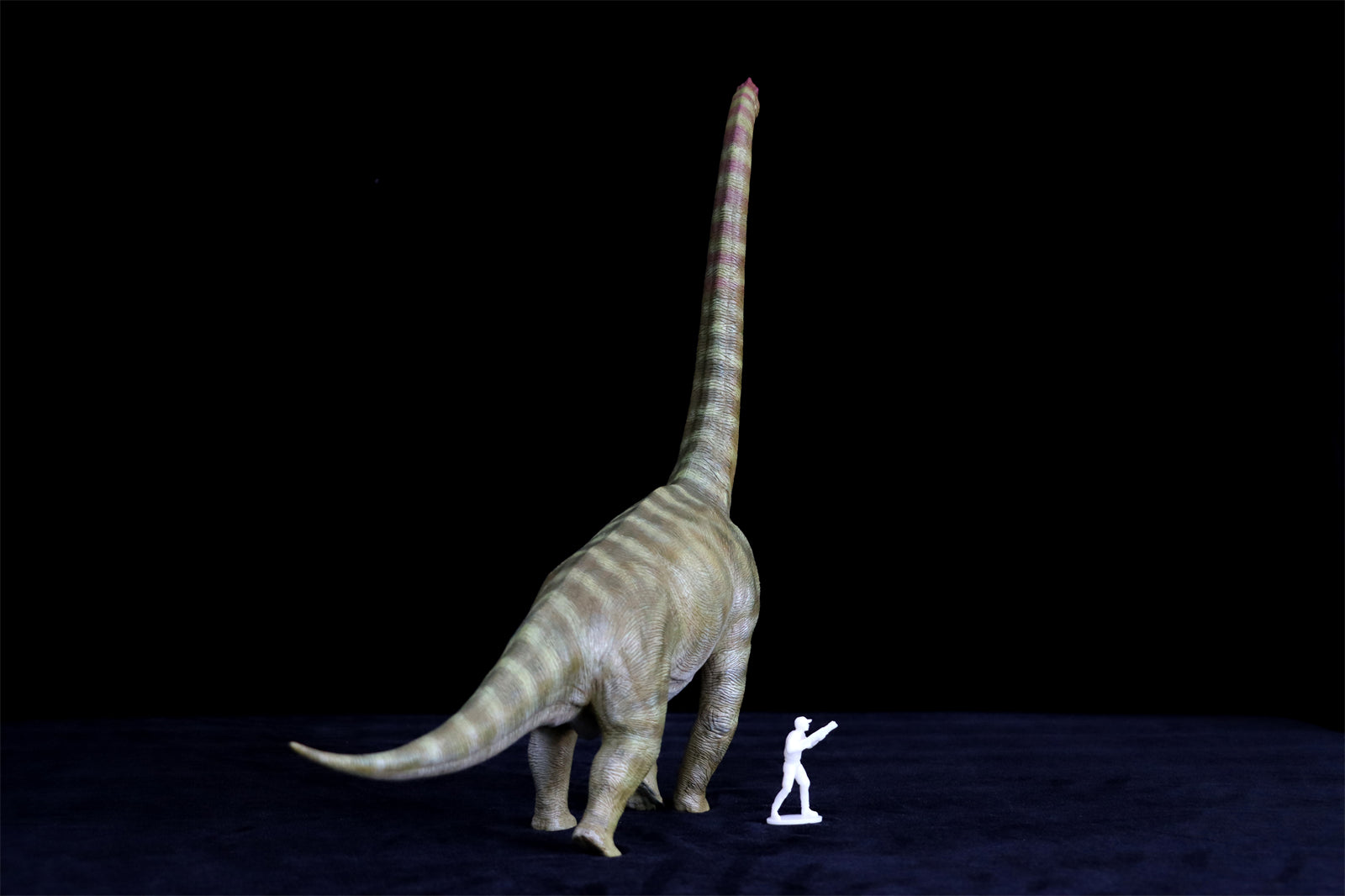 Nanmu Studio Brachiosaurus Watchmen Figure