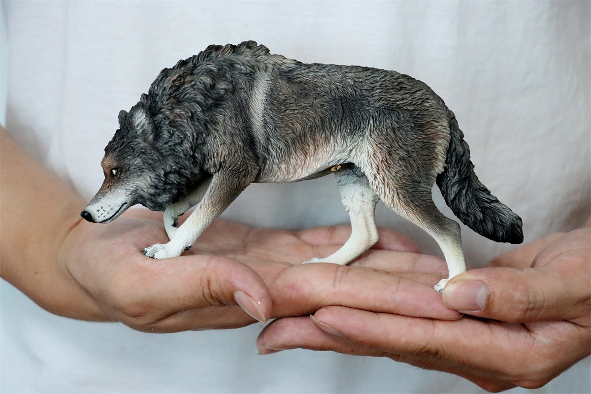 JXK 1/6 North American Gray Wolf Model