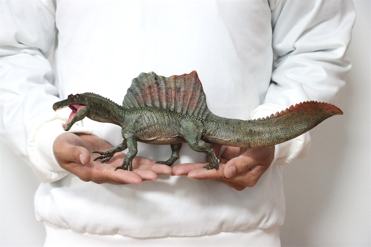 GR x LongGu 1/35 Scientific Spinosaurus Model