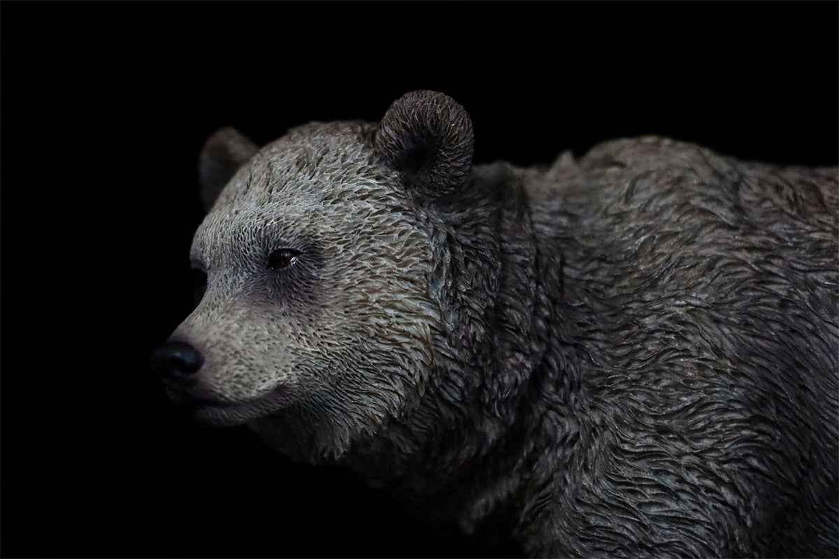 JXK 1/6 Little Brown Bear Model