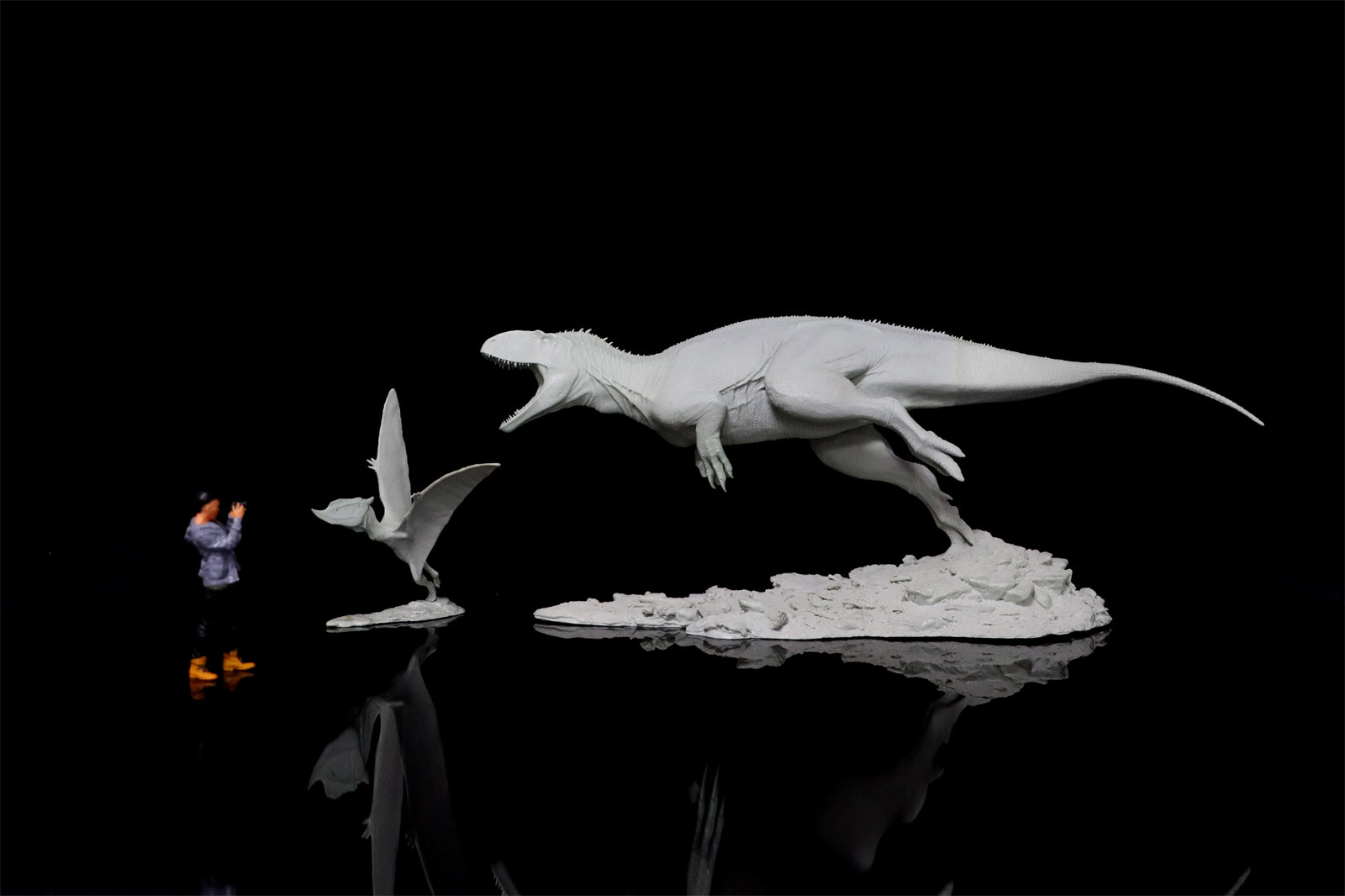 MK Studio 1:20 Scale Sinraptor Couple Scene Statue