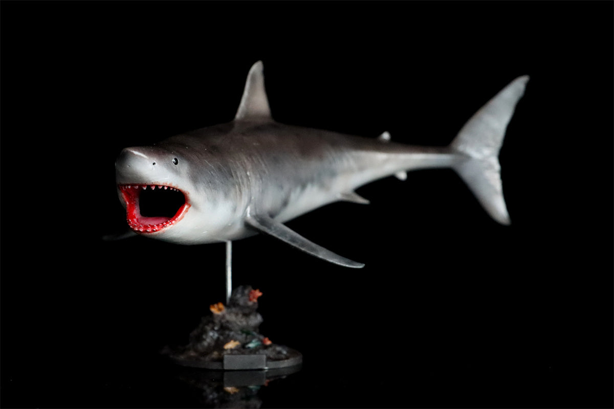 Rheic 1/35 Great White Shark Model