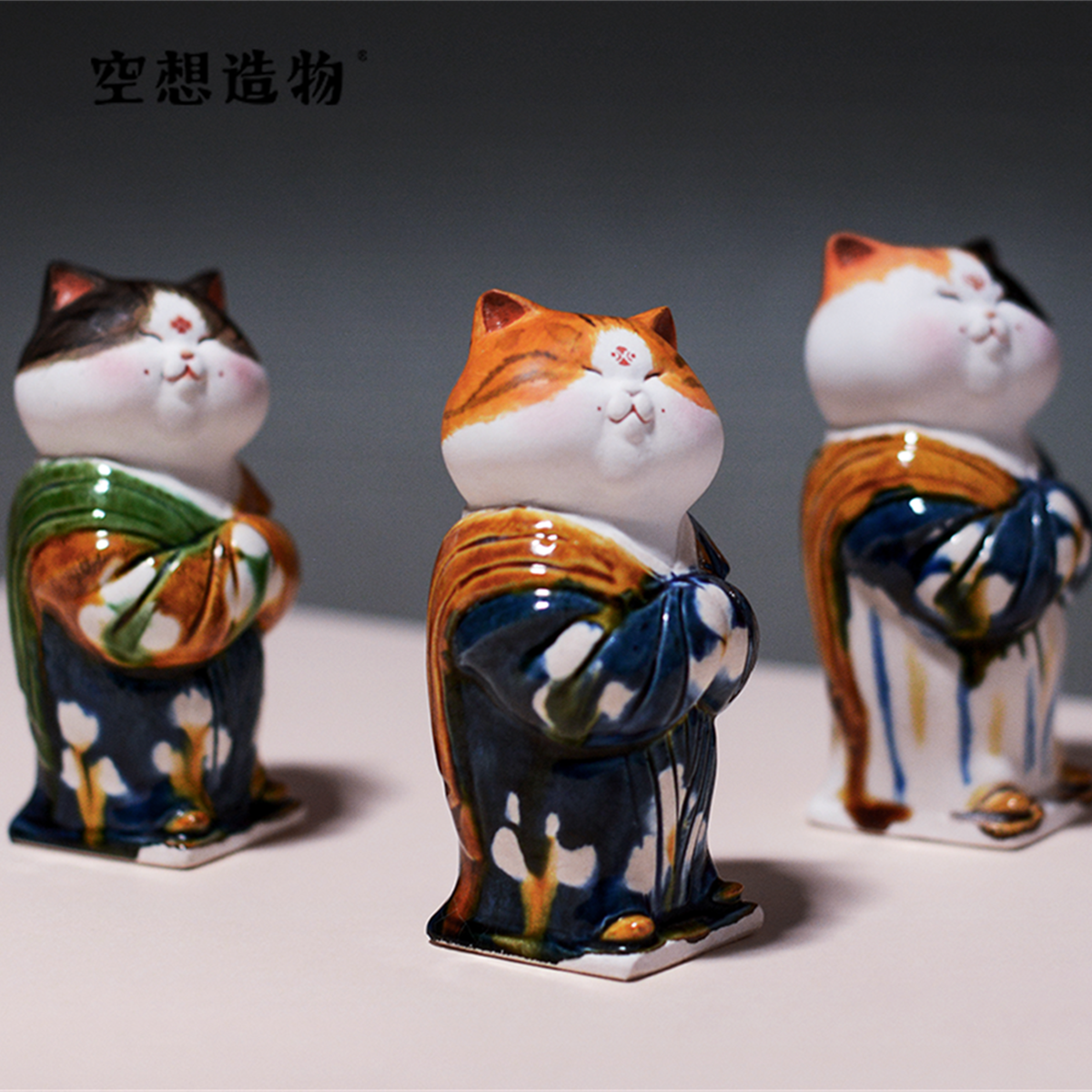 Tang Three-color Maid Cat Model