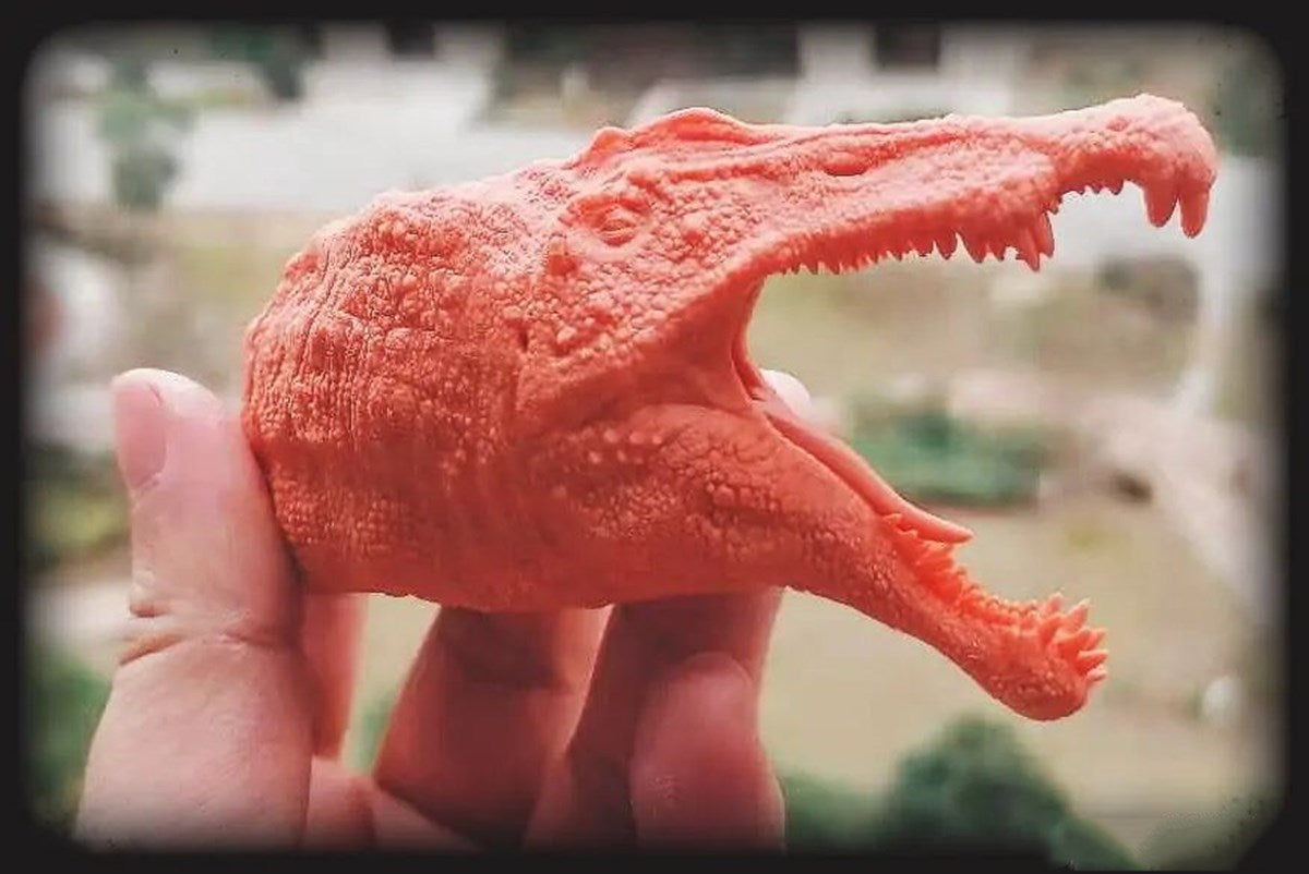 Spinosaurus Preys on Coelacanth Unpainted Figure