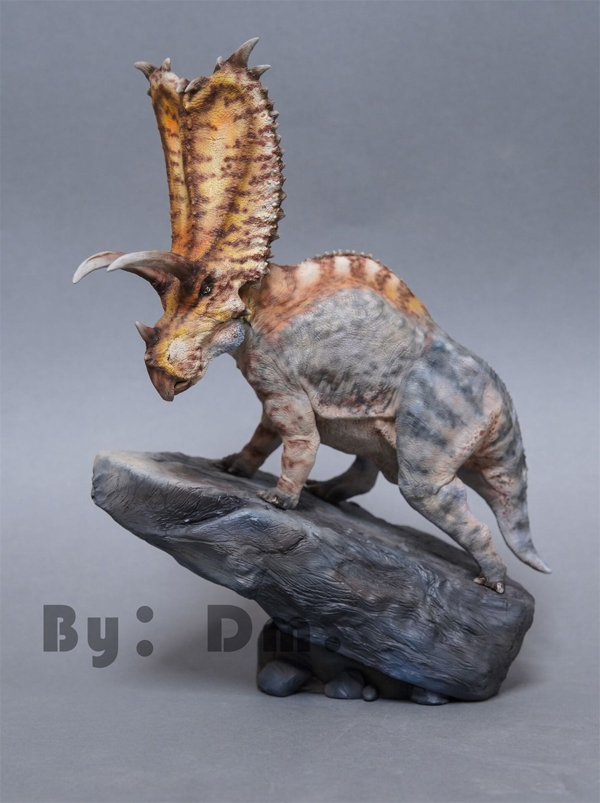 1/20 Pentaceratops Model