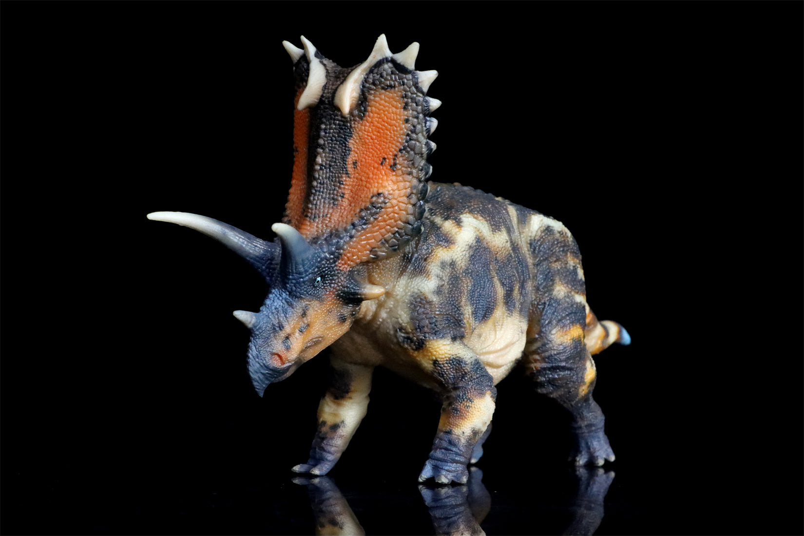 HAOLONGGOOD 1:35 Scale Pentaceratops Model