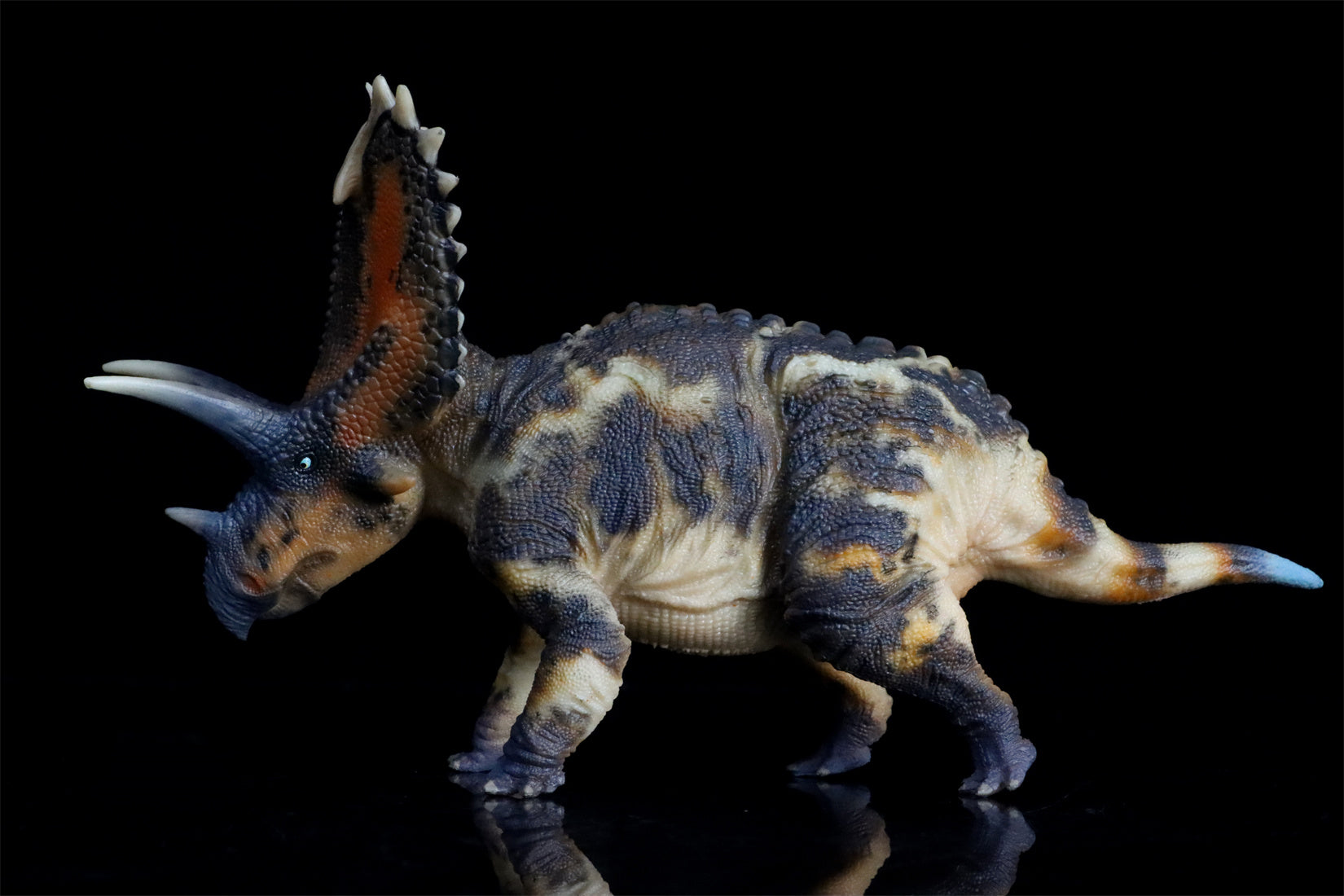 HAOLONGGOOD 1:35 Scale Pentaceratops Model
