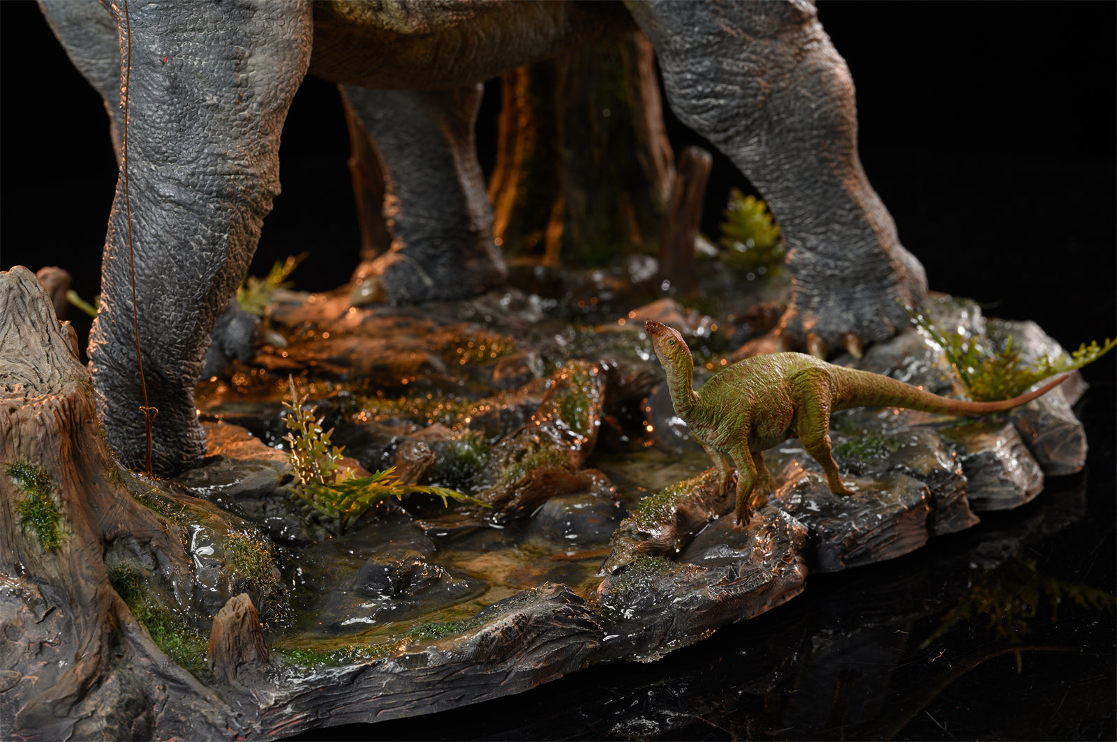 MuSee Studio 1/35 Dreadnoughtus schrani Scene Statue