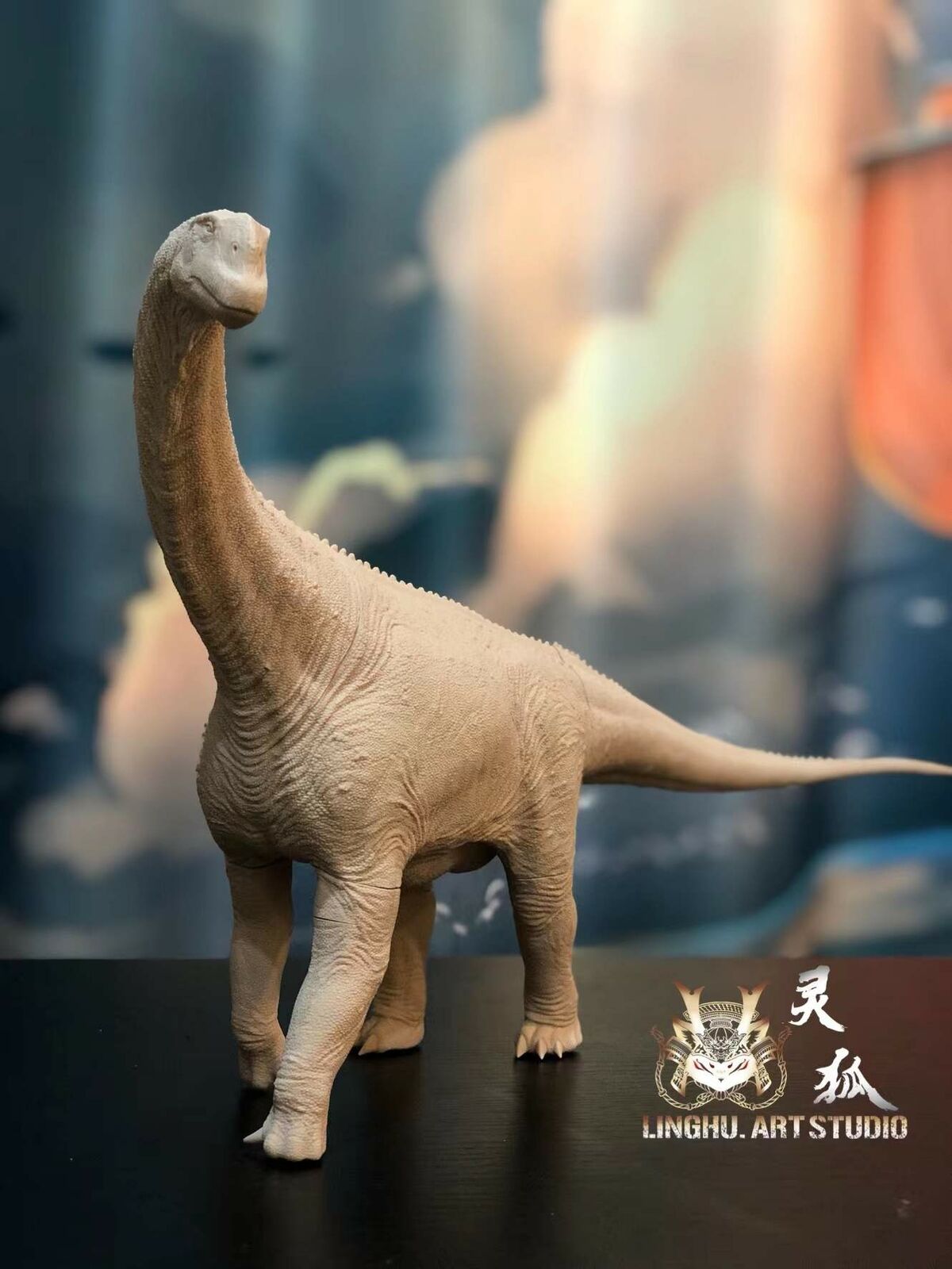 LINGHU ART STUDIO 1:35 Scale Camarasaurus father and son Model Kit