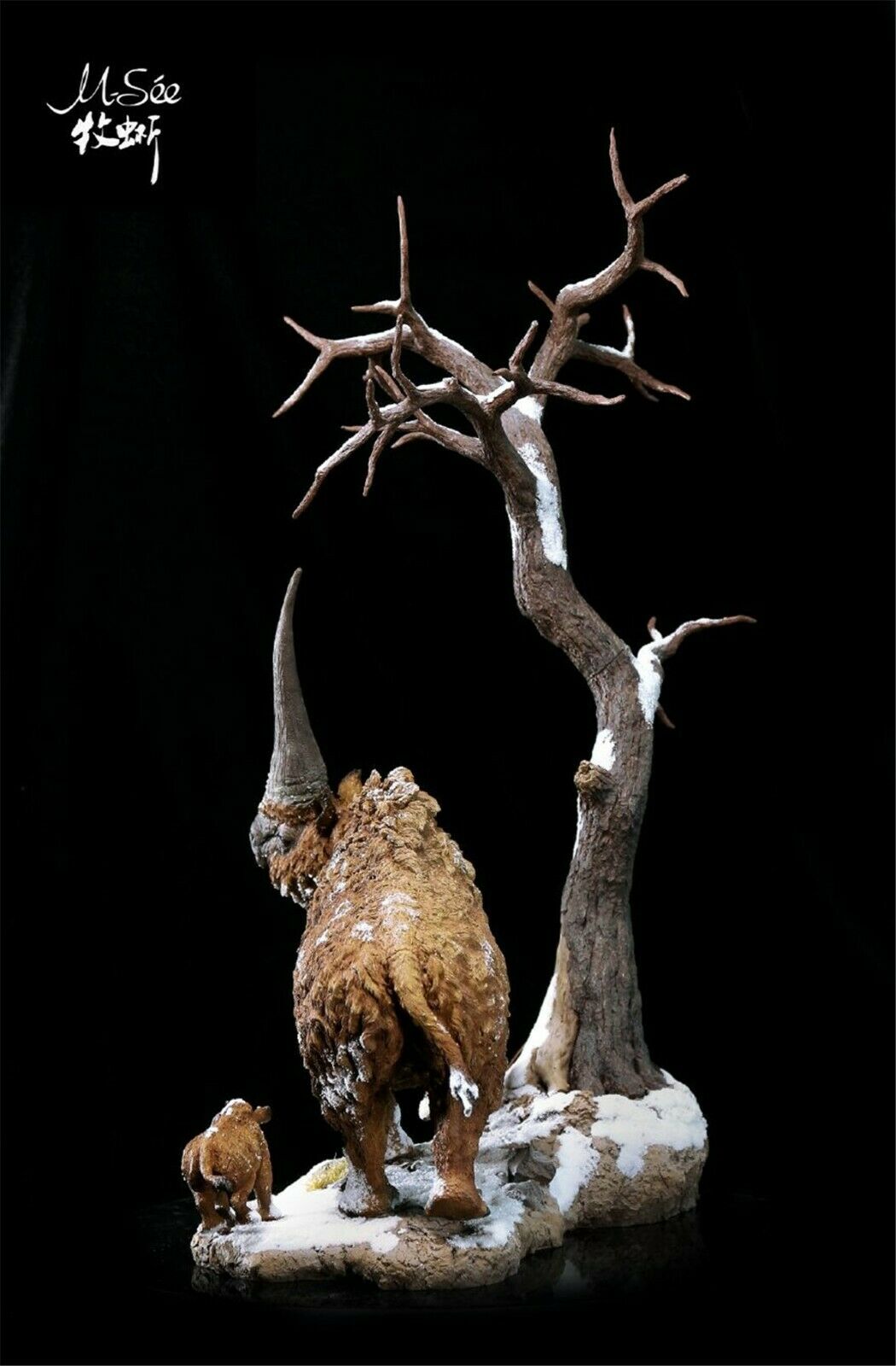 MuSee Studio 1/18 Scale Elasmotherium Family Scene Statue