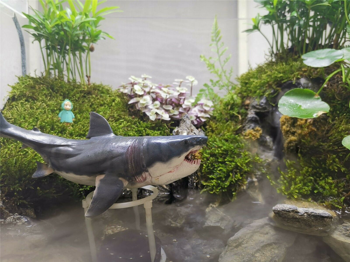 PNSO Megalodon Figure