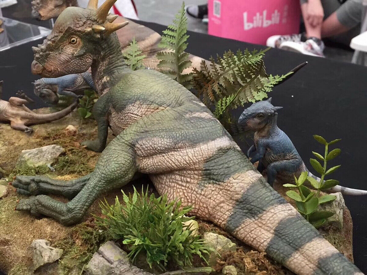 G.R x BLACK HORSE 1/6 Stygimoloch Family Scene GK Statue