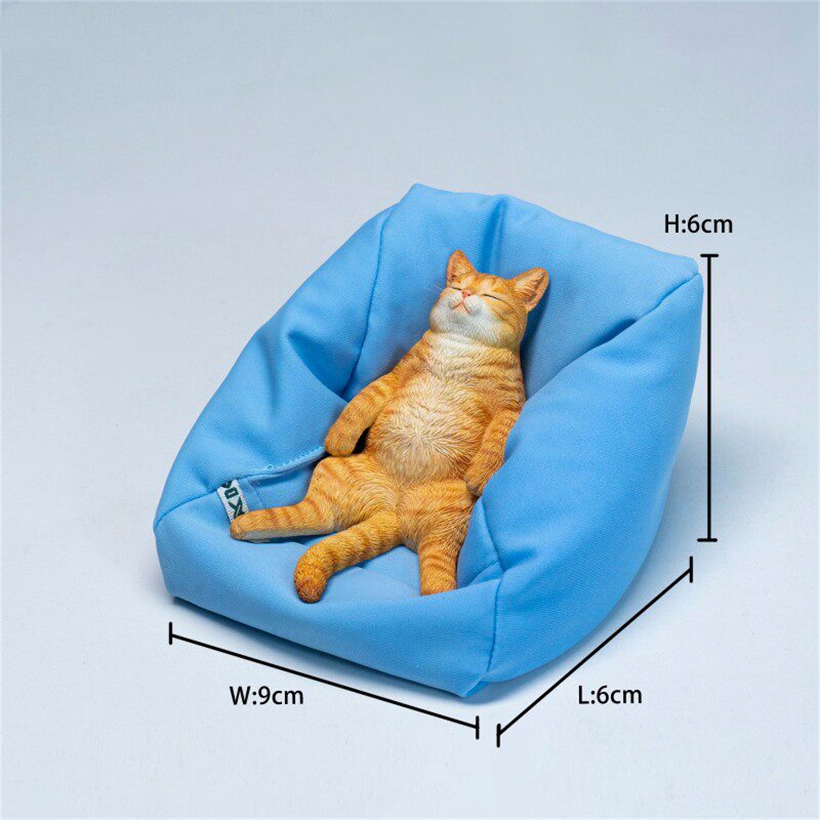 JXK Studio Lazy Cat on the Sofa Model