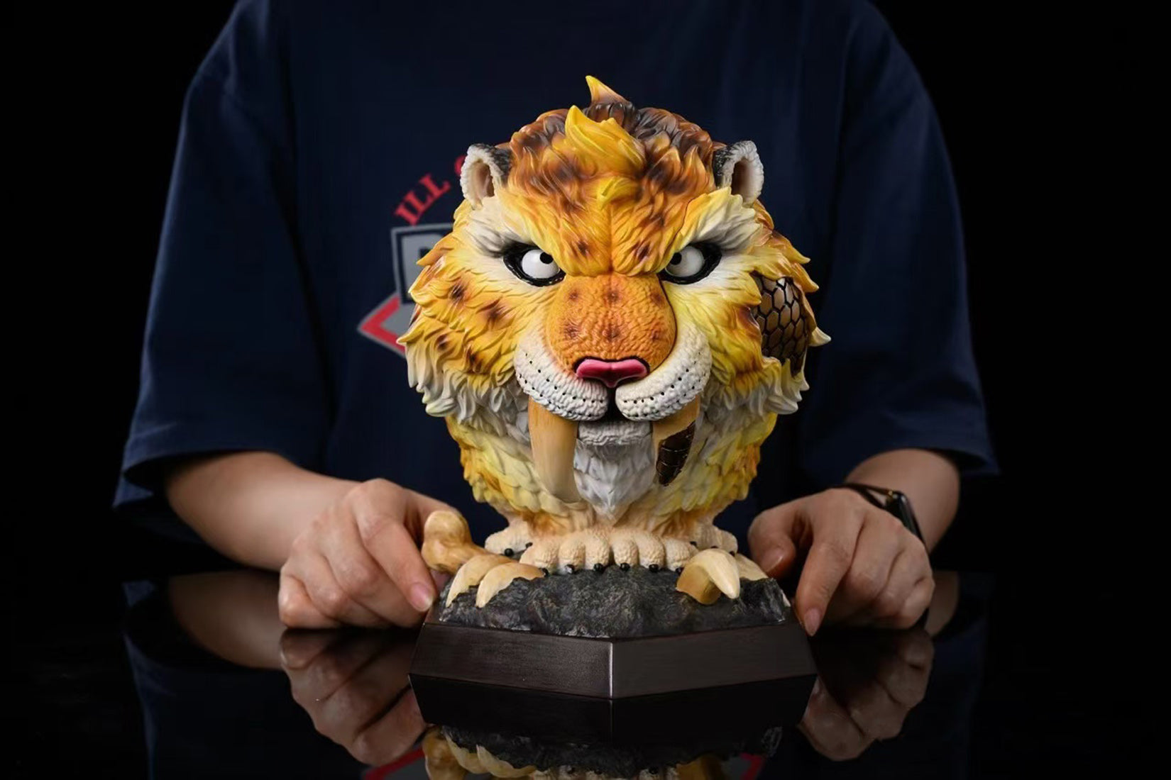 KONG SPECIES STUDIO Limited Saber-toothed Tiger