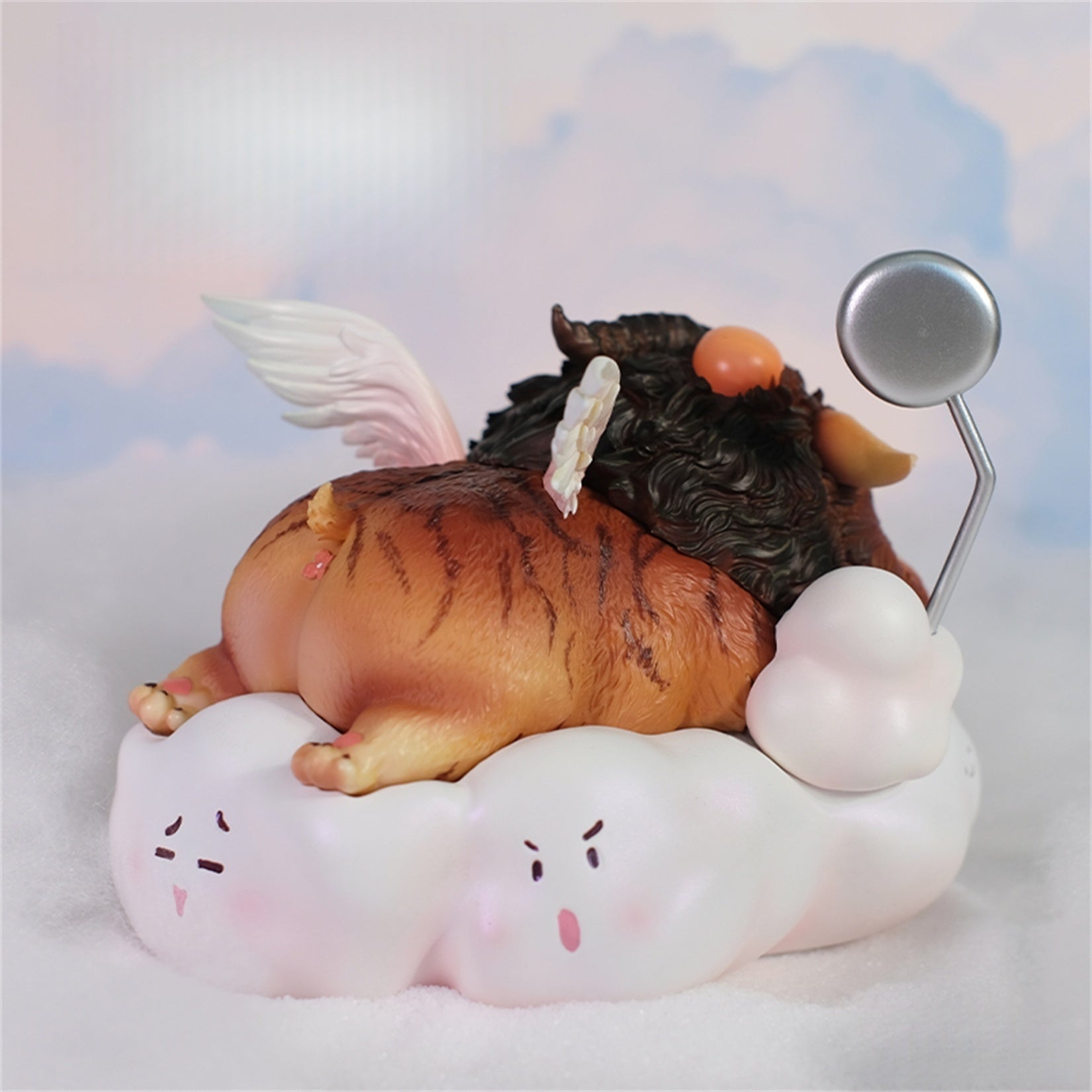 1:24 Scale Ancient Mythical Creature Qiongqi Model