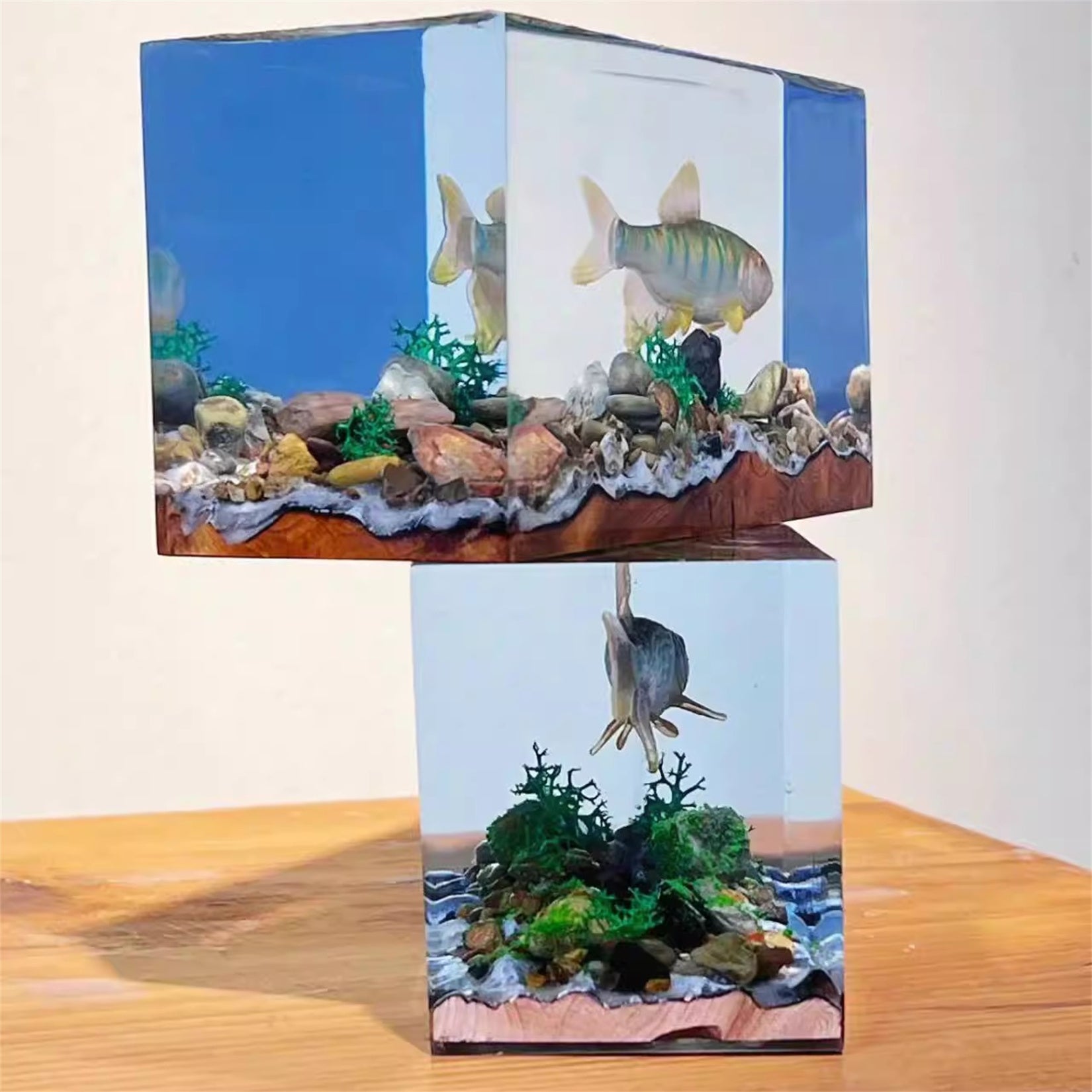 Ochetai Barbel Night Light Fish Figurine