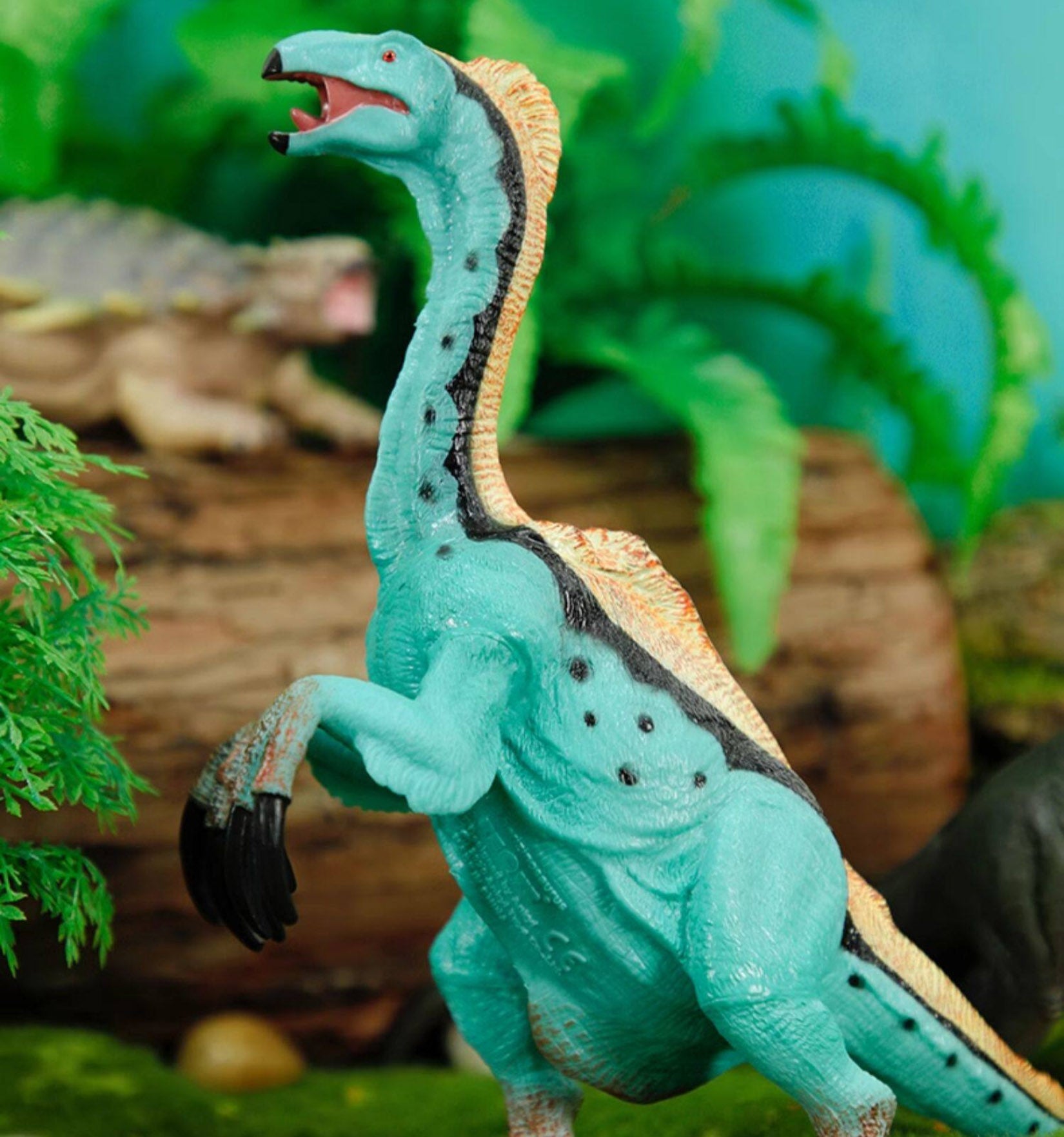 RECUR Therizinosaurus Model