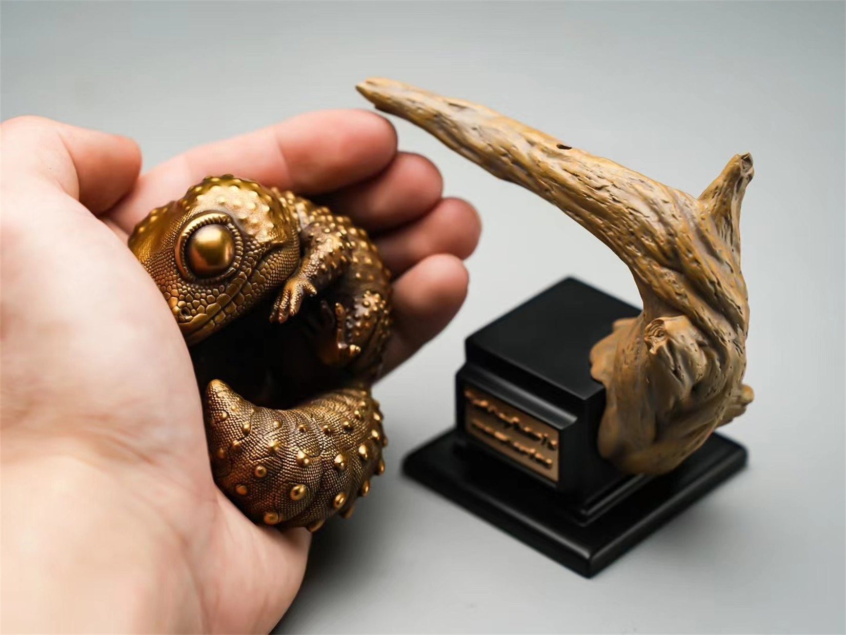 BOWUZHI Studio Bronze Gecko Figurines