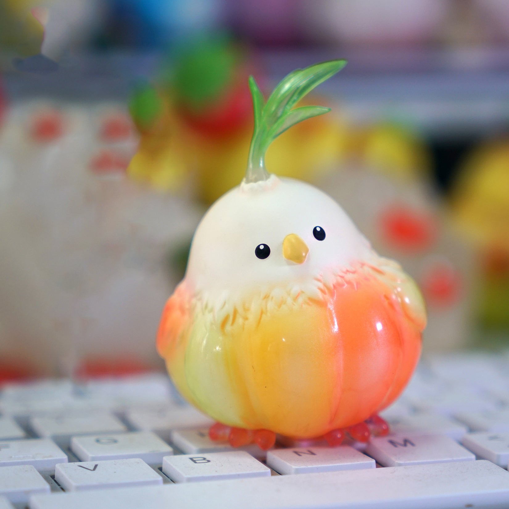Garlic Bird Model Animal Figure