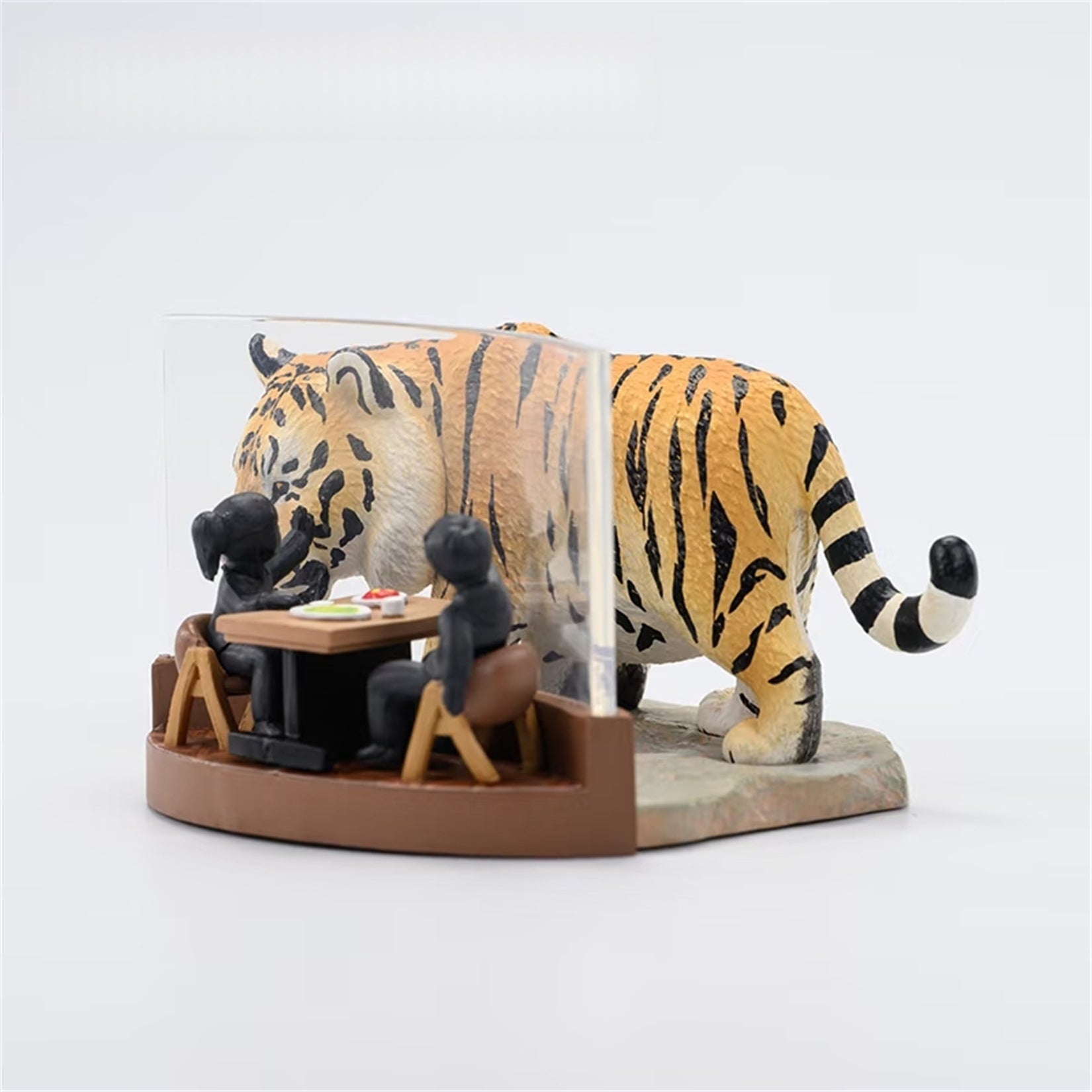 Animal Heavenly Body Tiger Restaurant Model