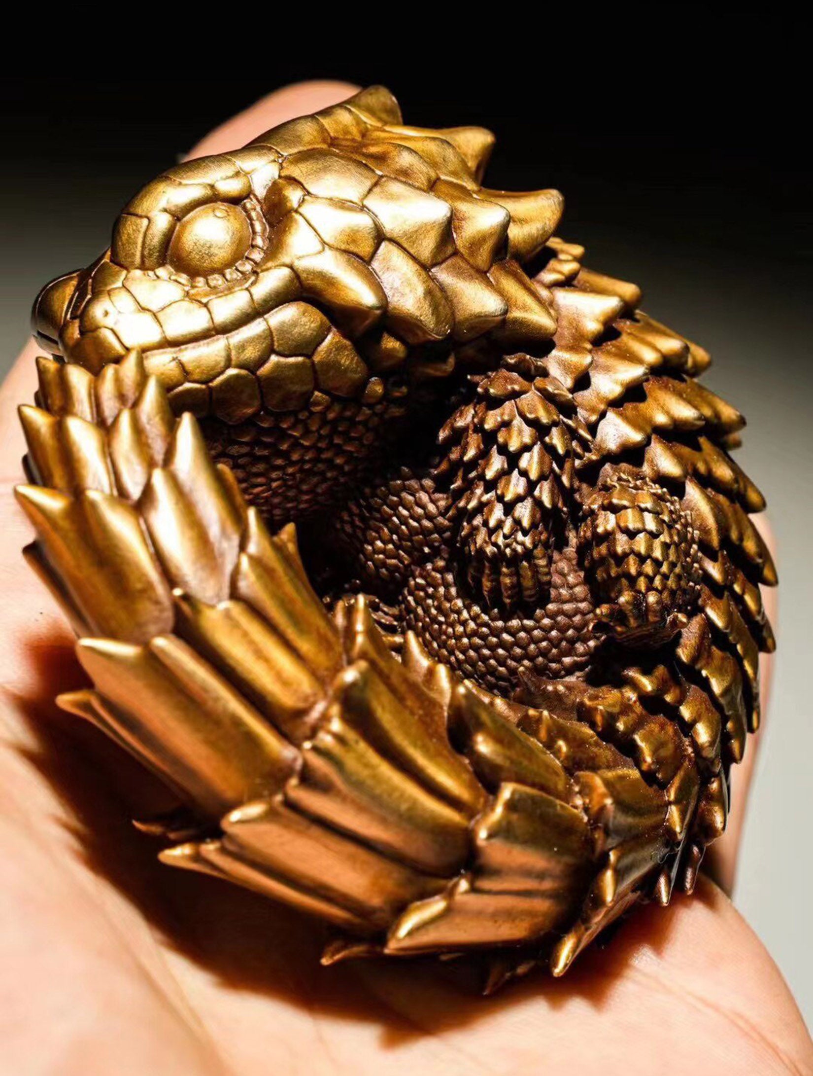BOWUZHI Studio Bronze Armadillo Girdled Lizard Model