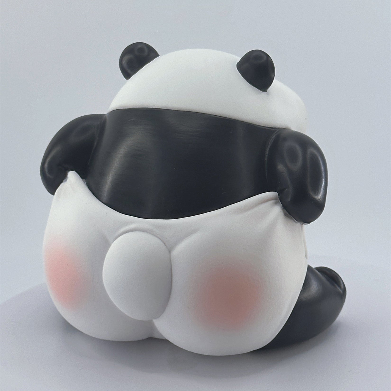 BOWUZHI Studio Sitting Pose Panda Model