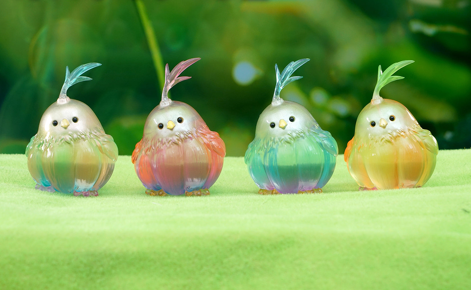 Jelly Garlic Bird Model Resin Animal Figure