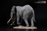 De CLAY Studio African Bush Elephant Scene Statue