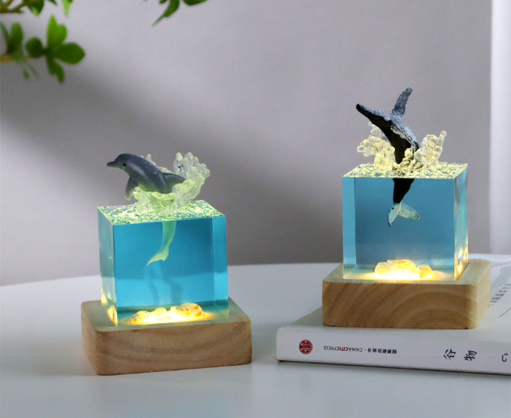 Marine Animal Minimize Scene Unique Design