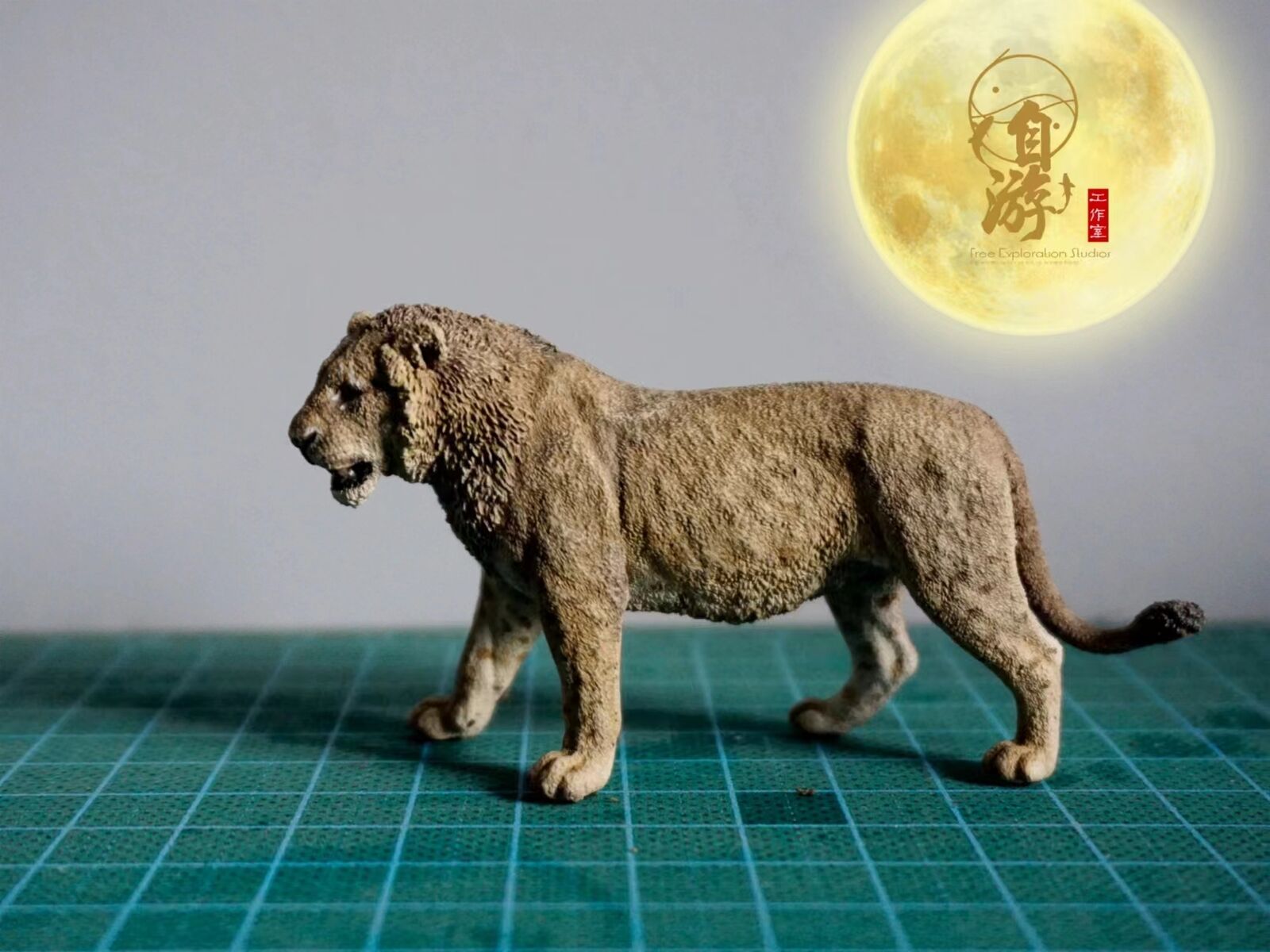 Free Exploration Cave Lion Model