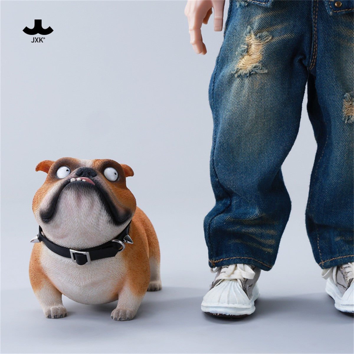 JXK 1/6 Scale Bulldog Figure