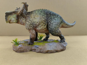 HAOLONGGOOD 1:20 Scale Pachyrhinosaurus Model