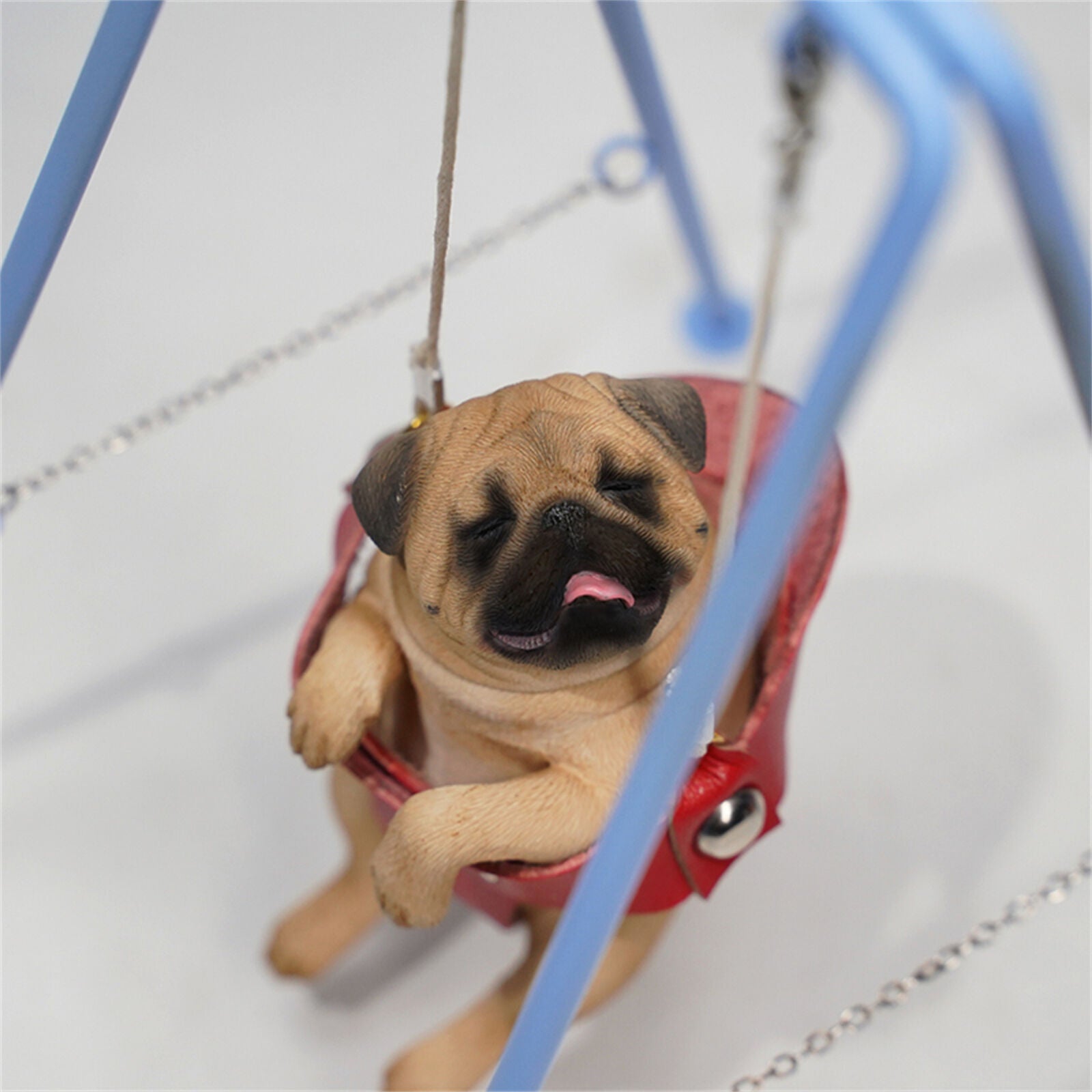 JXK 1/6 Pug on the Swing Model