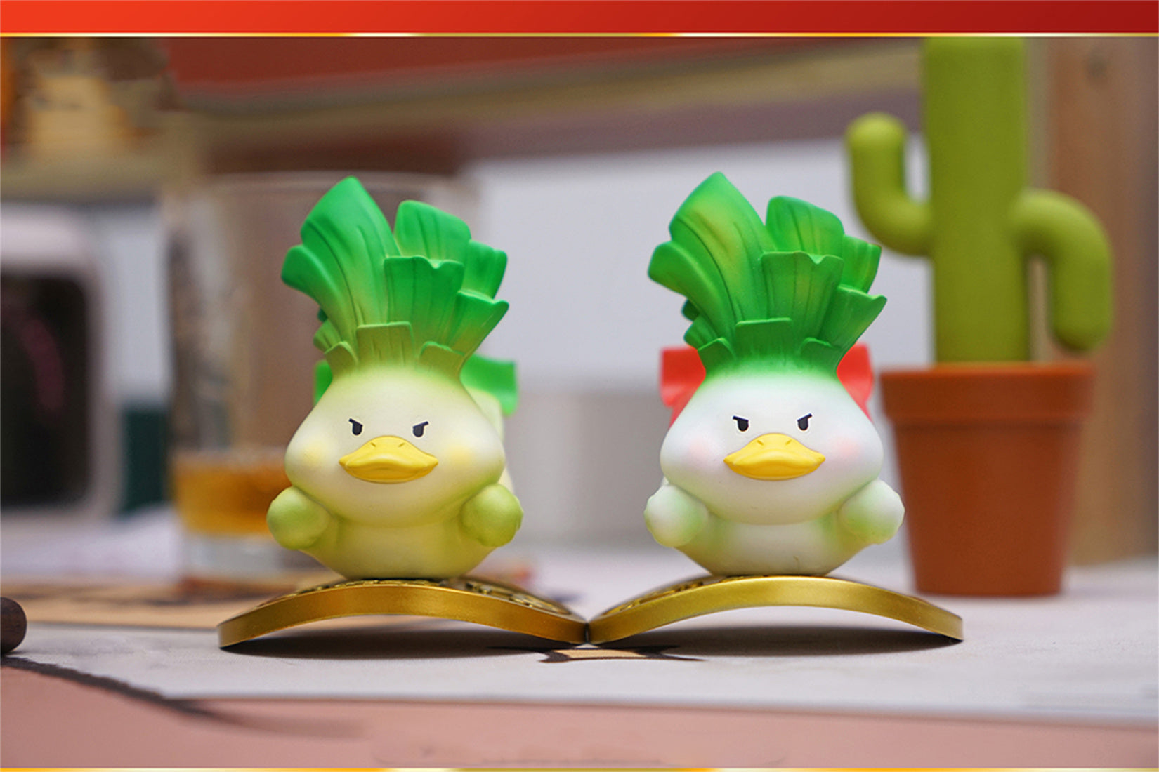 Figurine de canard porte-bonheur en résine 