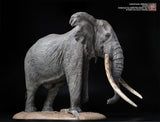 De CLAY Studio African Bush Elephant Scene Statue