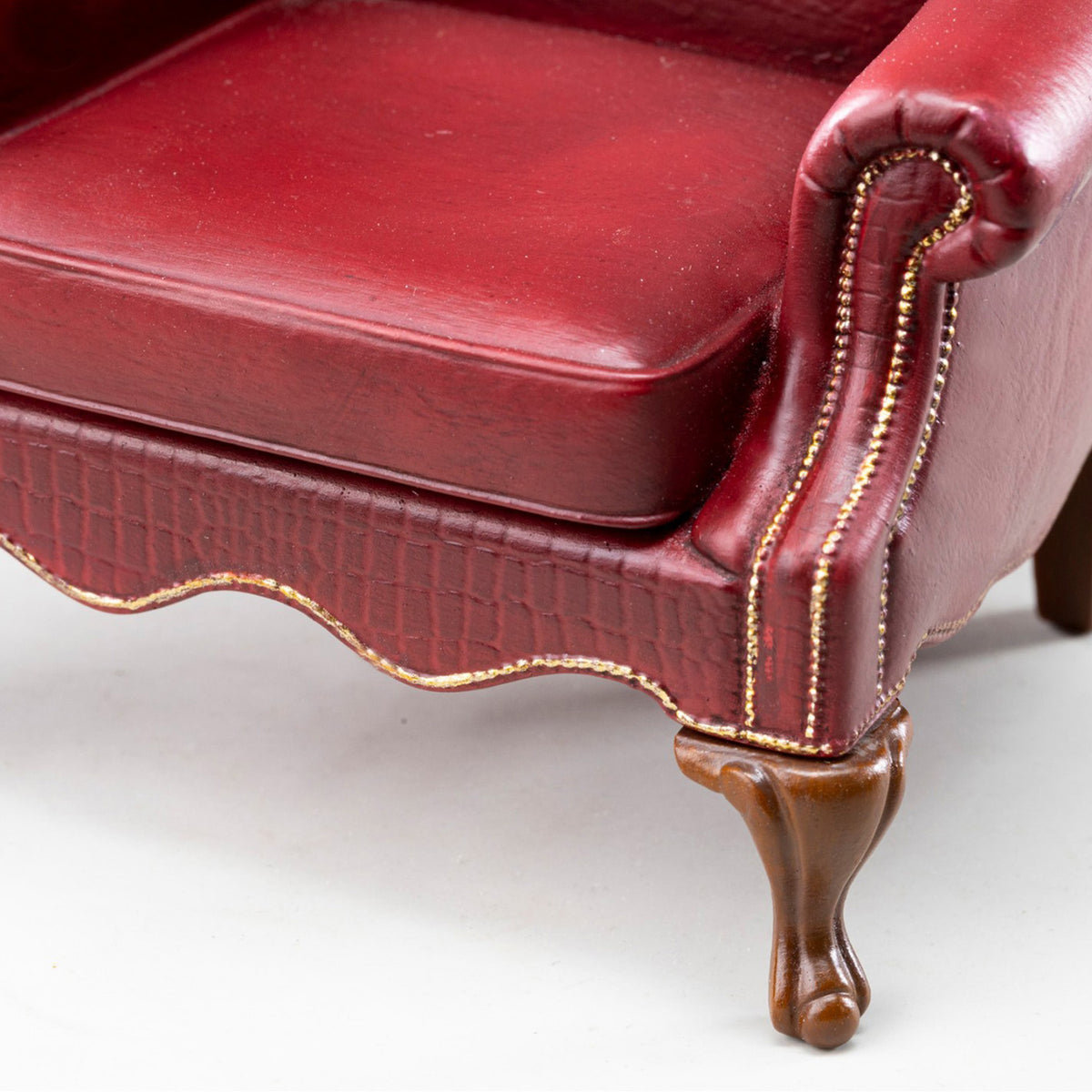 MMMTOYS Studio 1:12 Scale Burgundy Manor Armchair Model