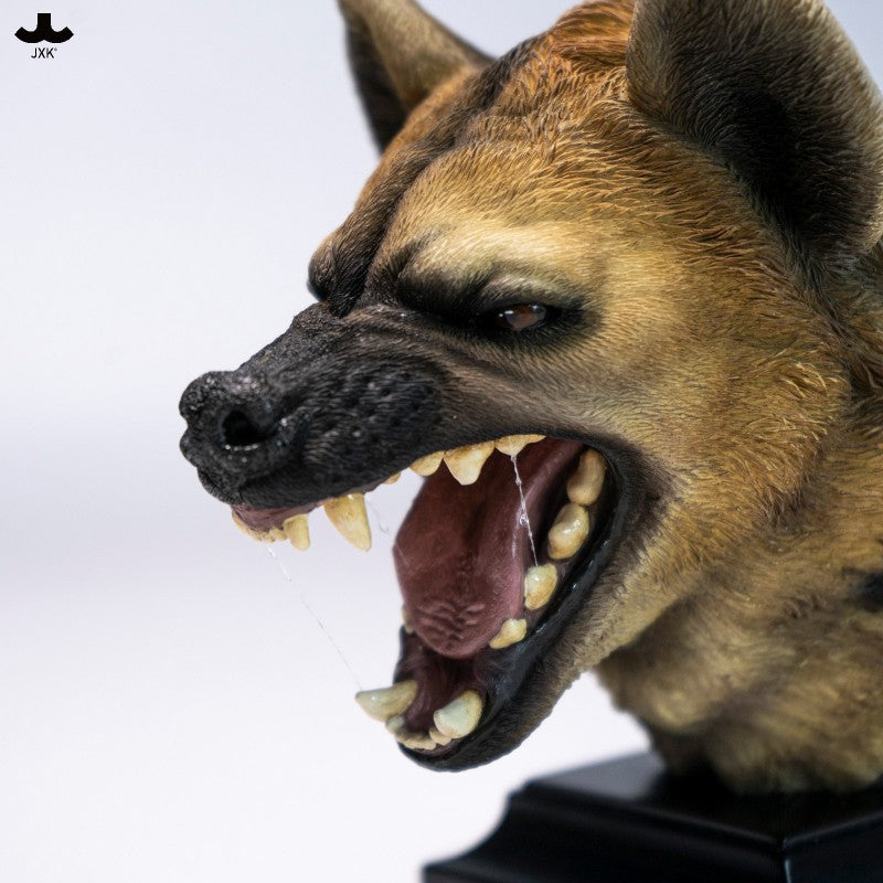 JXK  Hyena Head Statue Model