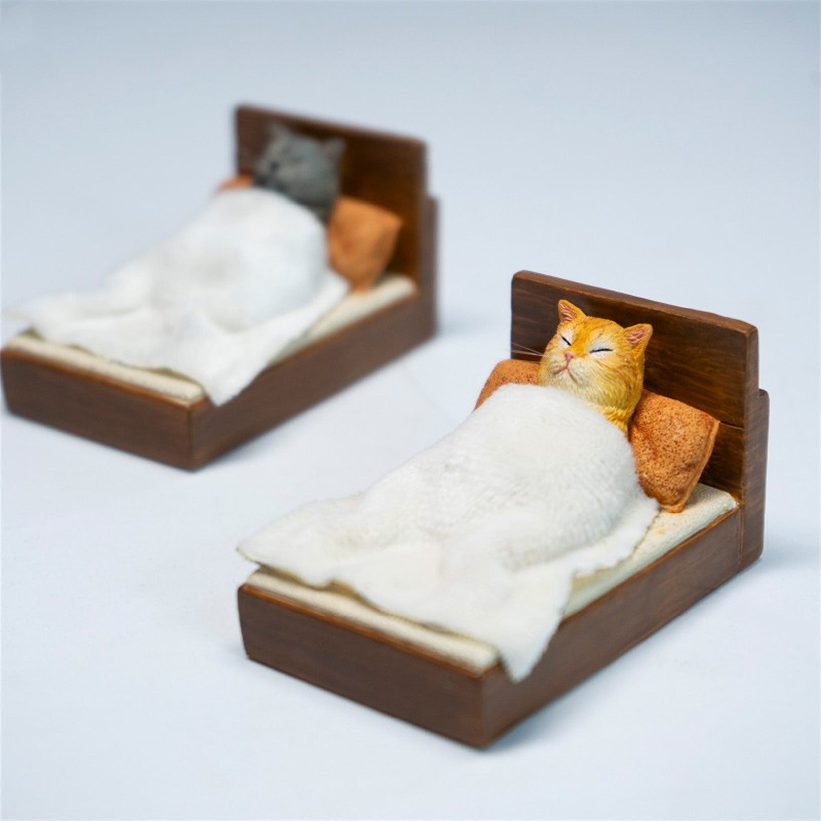 JXK Studio Small Sleeping Cat Model