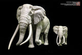 De CLAY Studio African Bush Elephant Scene Statue