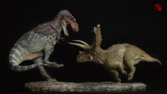 1/18 Daspletosaurus VS Titanoceratops Statue Painted Version